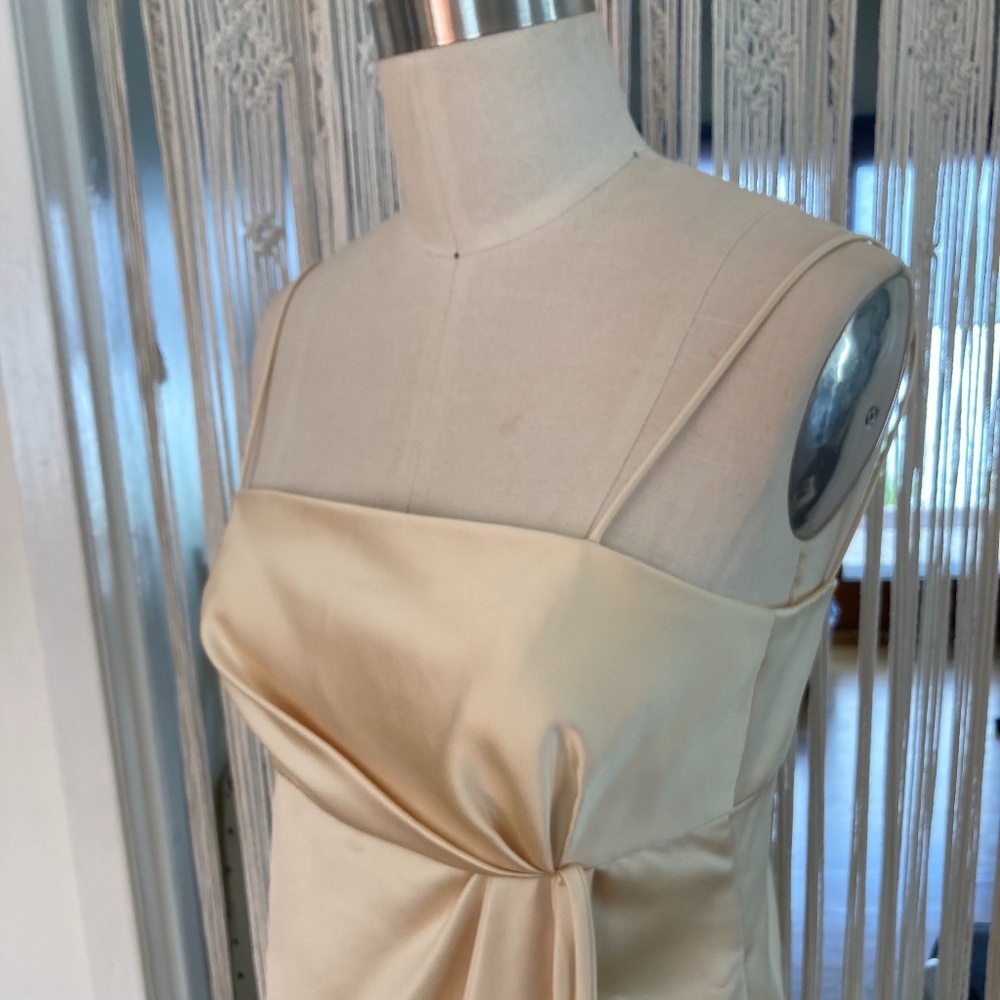 Vera Wang ~ Cream Formal  Dress SZ 4 Prom/Wedding - Picture 4 of 14